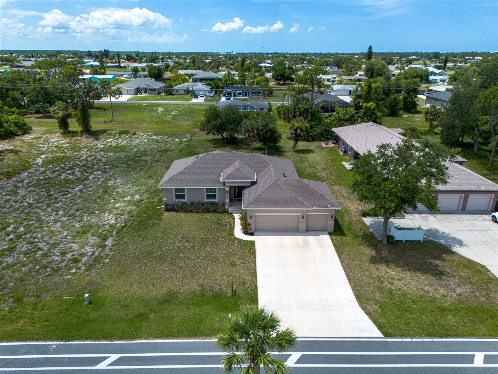 249 Rotonda Boulevard W Rotonda West FL 33947 C7526958 image11