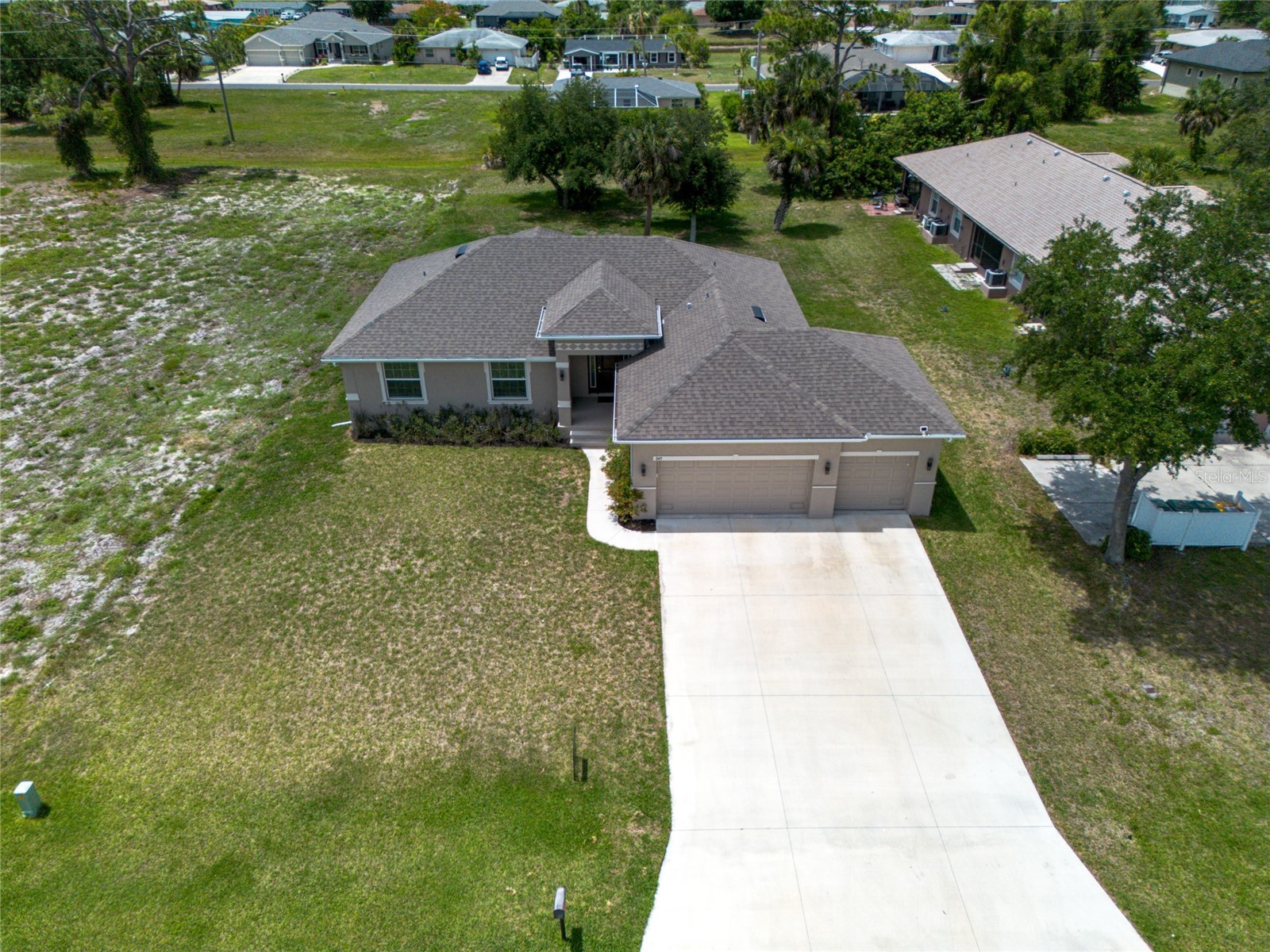 249 Rotonda Boulevard W Rotonda West FL 33947 C7526958 image5