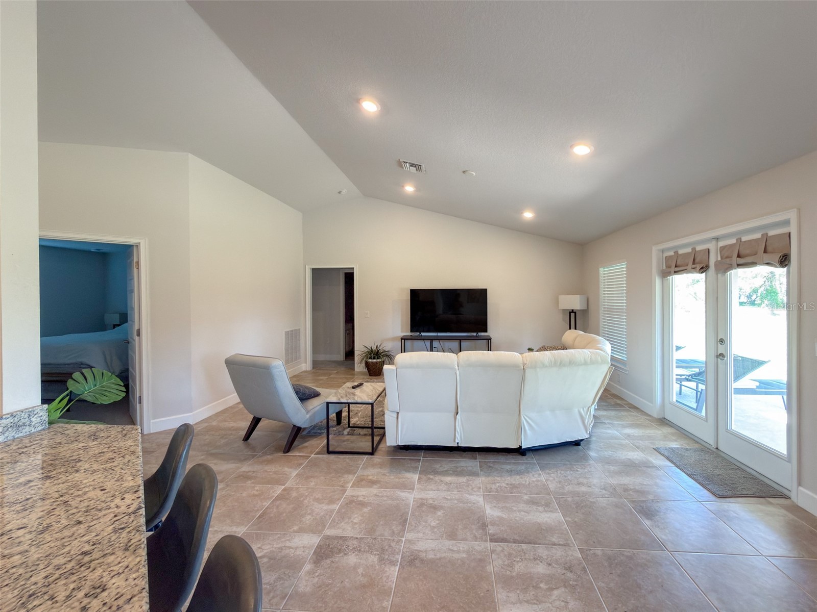249 Rotonda Boulevard W Rotonda West FL 33947 C7526962 image10