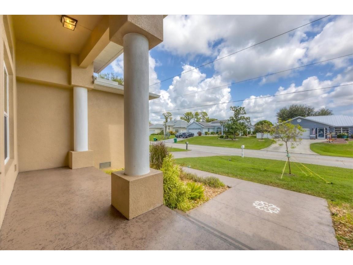 249 Rotonda Cir Rotonda West FL 33947 - ROTONDA RIVER D6138179 image9