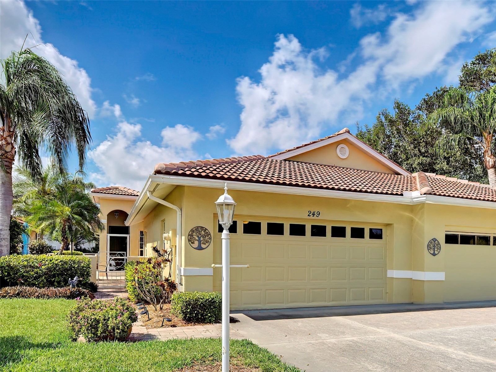 249 Vista Del Lago Way Venice FL 34292 N6144379 image2