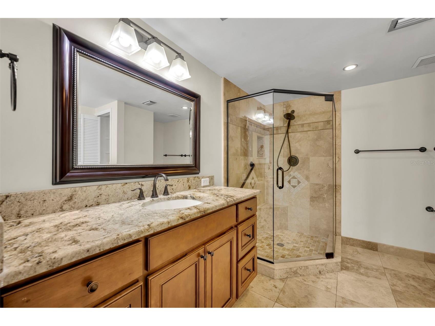 249 W Lake Faith Drive #205 Maitland FL 32751 O6406744 image17