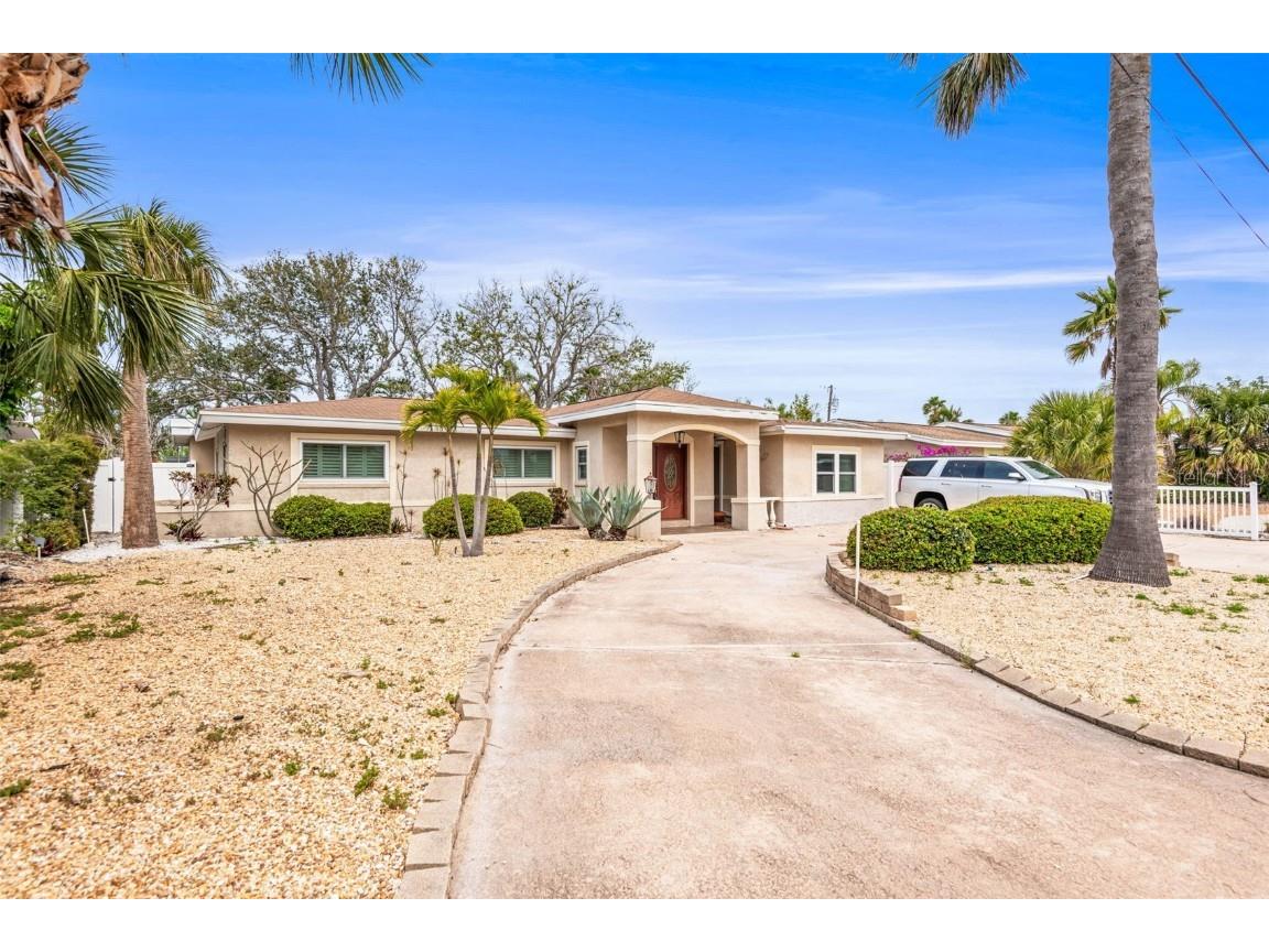 2490 E Vina Del Mar Boulevard Saint Pete Beach FL 33706 TB8365051 image1