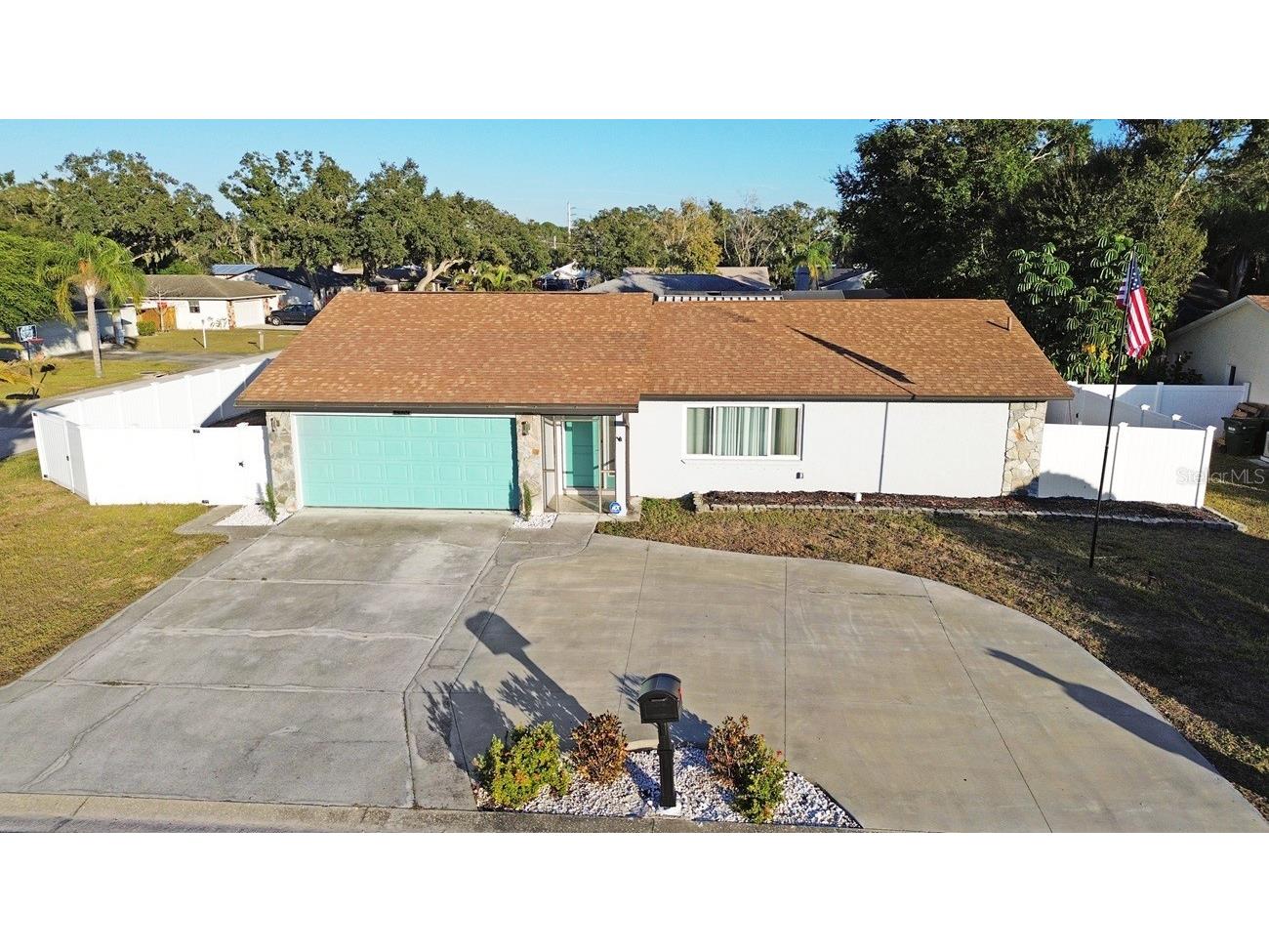 2490 Huffton Circle Sarasota FL 34235 A4675298 image1