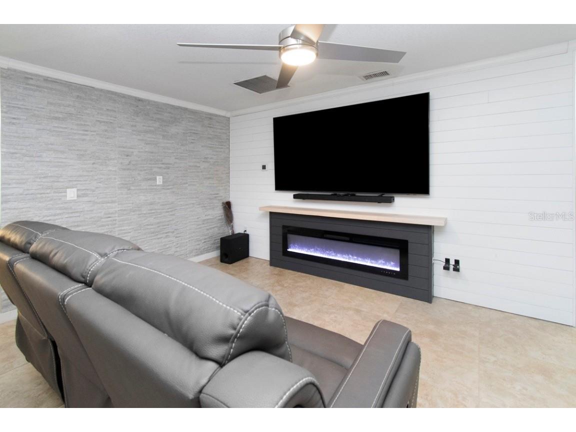 2490 Huffton Circle Sarasota FL 34235 A4675298 image10