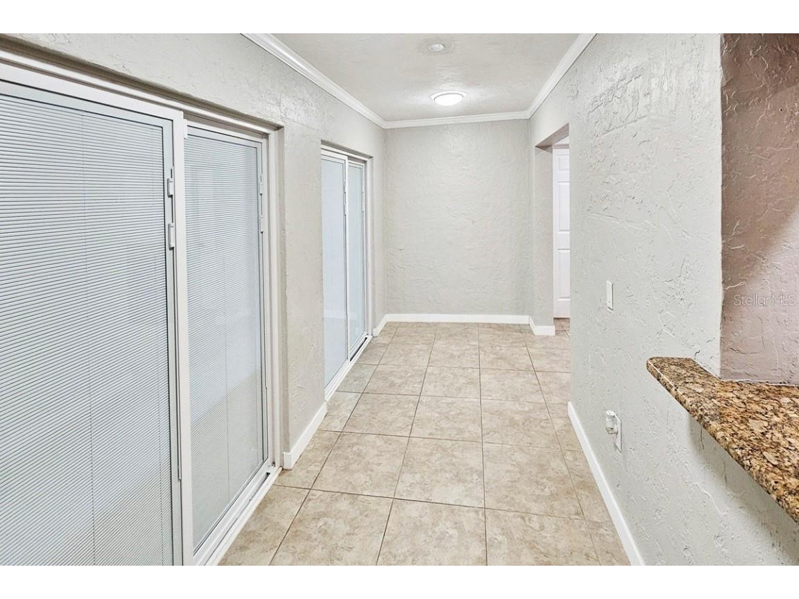 2490 Huffton Circle Sarasota FL 34235 A4675298 image11