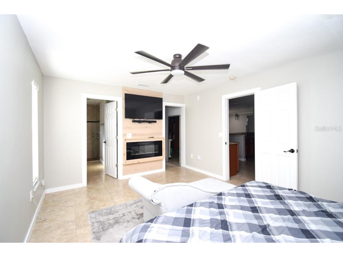 2490 Huffton Circle Sarasota FL 34235 A4675298 image15