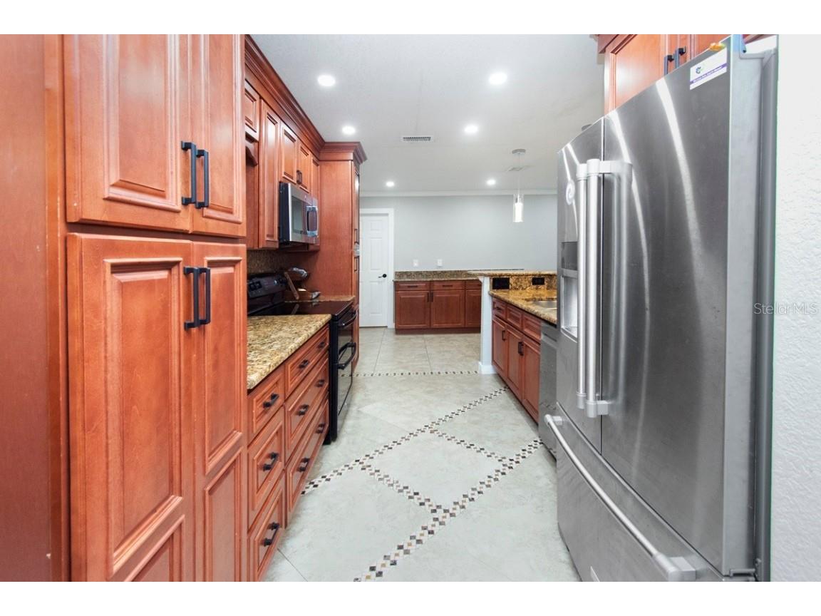 2490 Huffton Circle Sarasota FL 34235 A4675298 image8