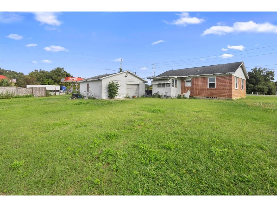 2490 N Woodland Boulevard Deland FL 32720 V4939383 image18