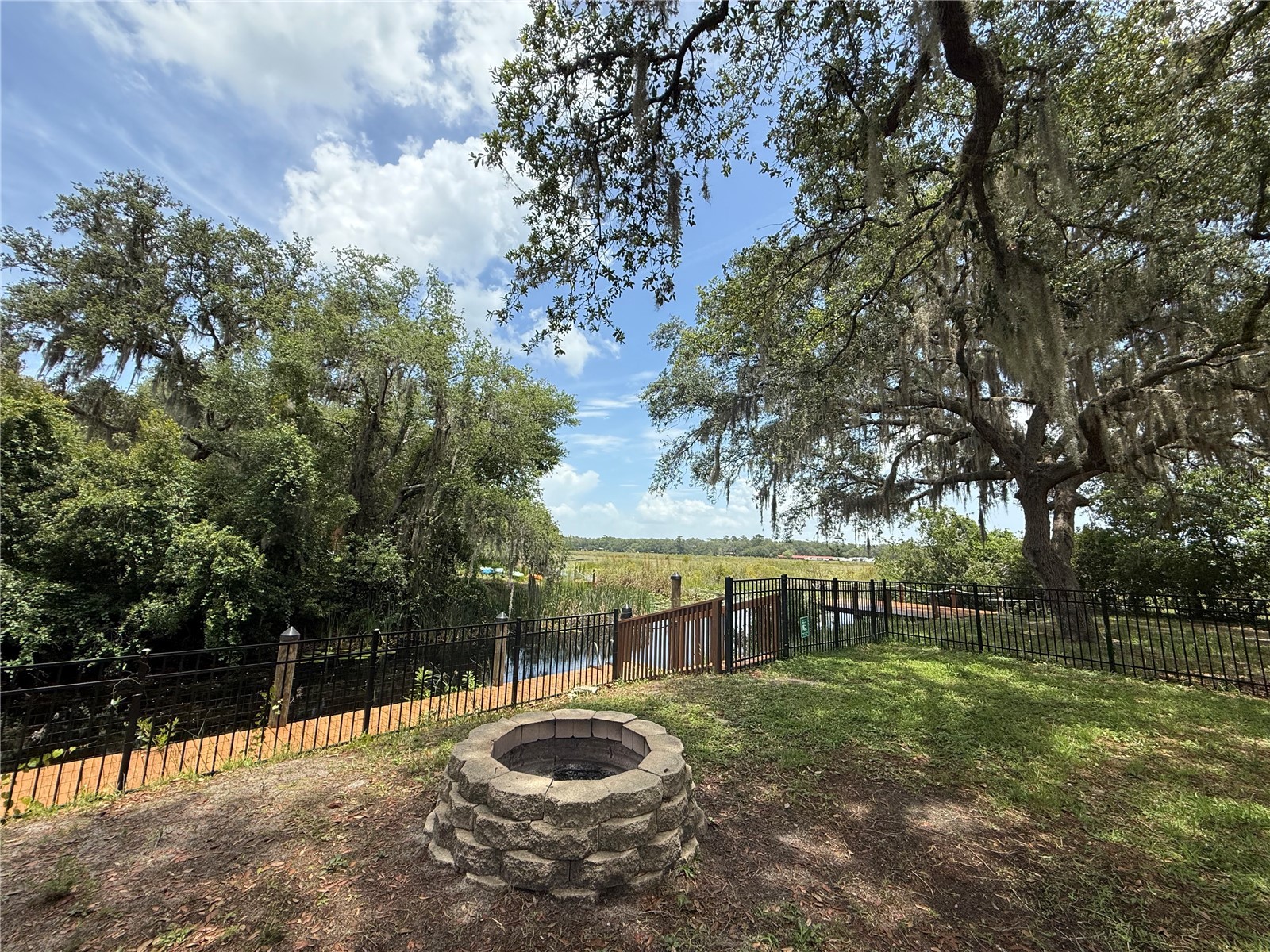 24907 NE 135th Street Salt Springs FL 32134 - LITTLE LAKE KERR O6396285 image50