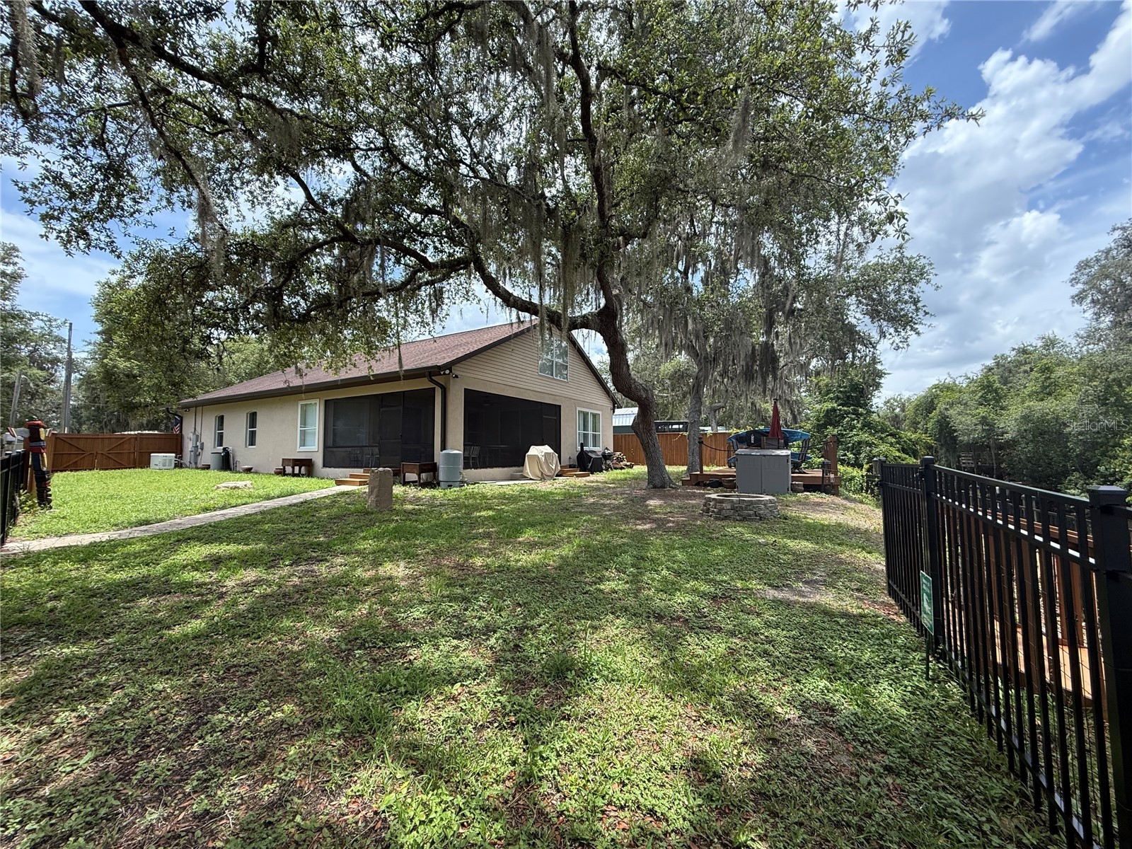 24907 NE 135th Street Salt Springs FL 32134 - LITTLE LAKE KERR O6396285 image51