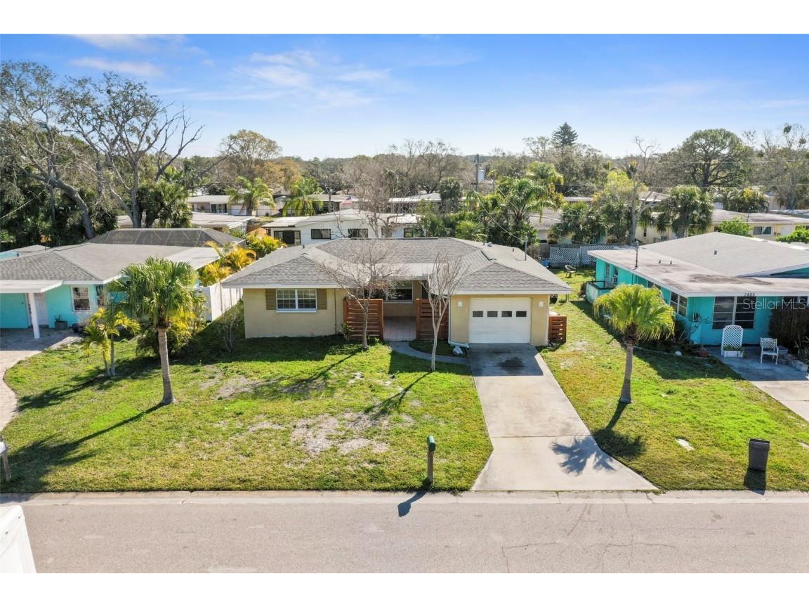 2491 Coronado Way Dunedin FL 34698 TB8348190 image1