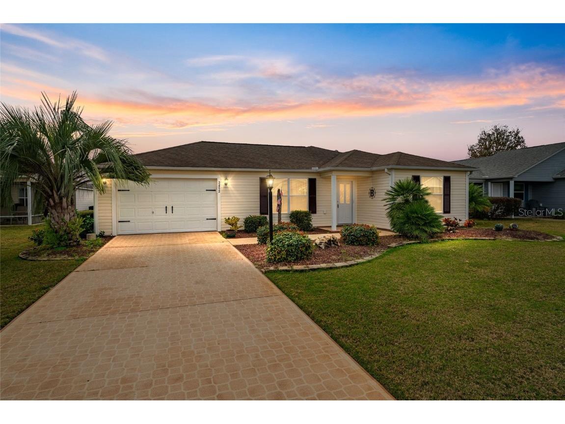 2492 Eldon Place The Villages FL 32162 OM669577 image1