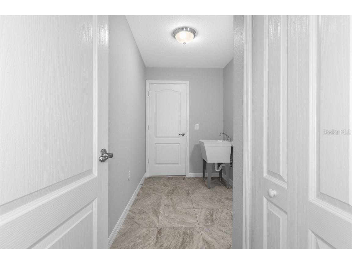 2492 Lackland Avenue Spring Hill FL 34608 W7878474 image28