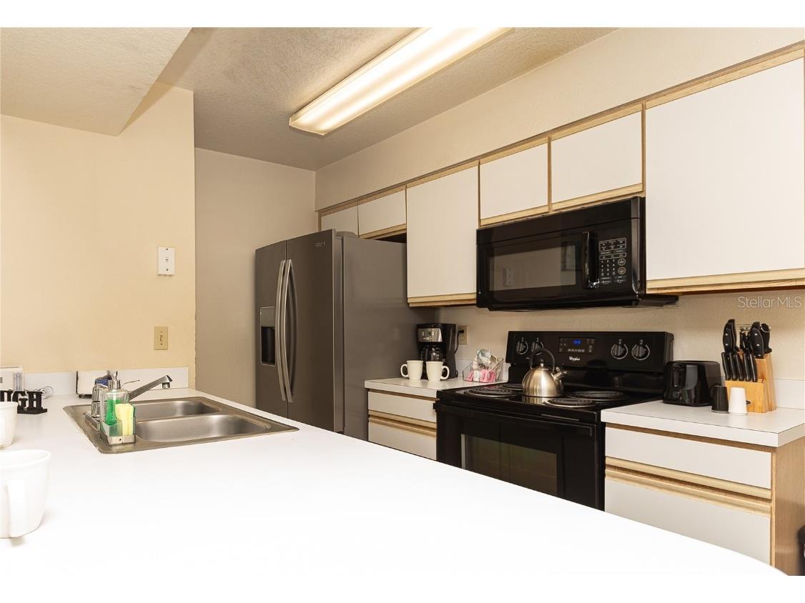 2492 Sweetwater Club Circle #68 Kissimmee FL 34746 R4909866 image8