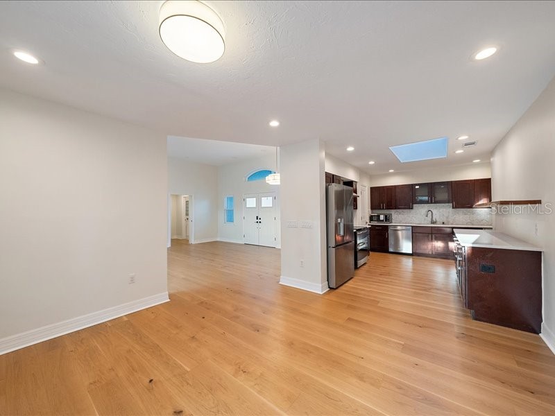 2492 Waterview Court Sarasota FL 34231 - PHILLIPPI CREEK A4691223 image12