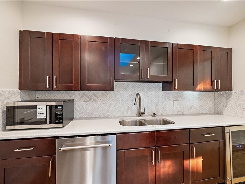 2492 Waterview Court Sarasota FL 34231 - PHILLIPPI CREEK A4691223 image15