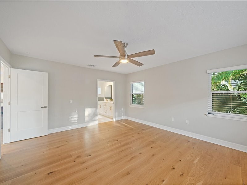 2492 Waterview Court Sarasota FL 34231 - PHILLIPPI CREEK A4691223 image23