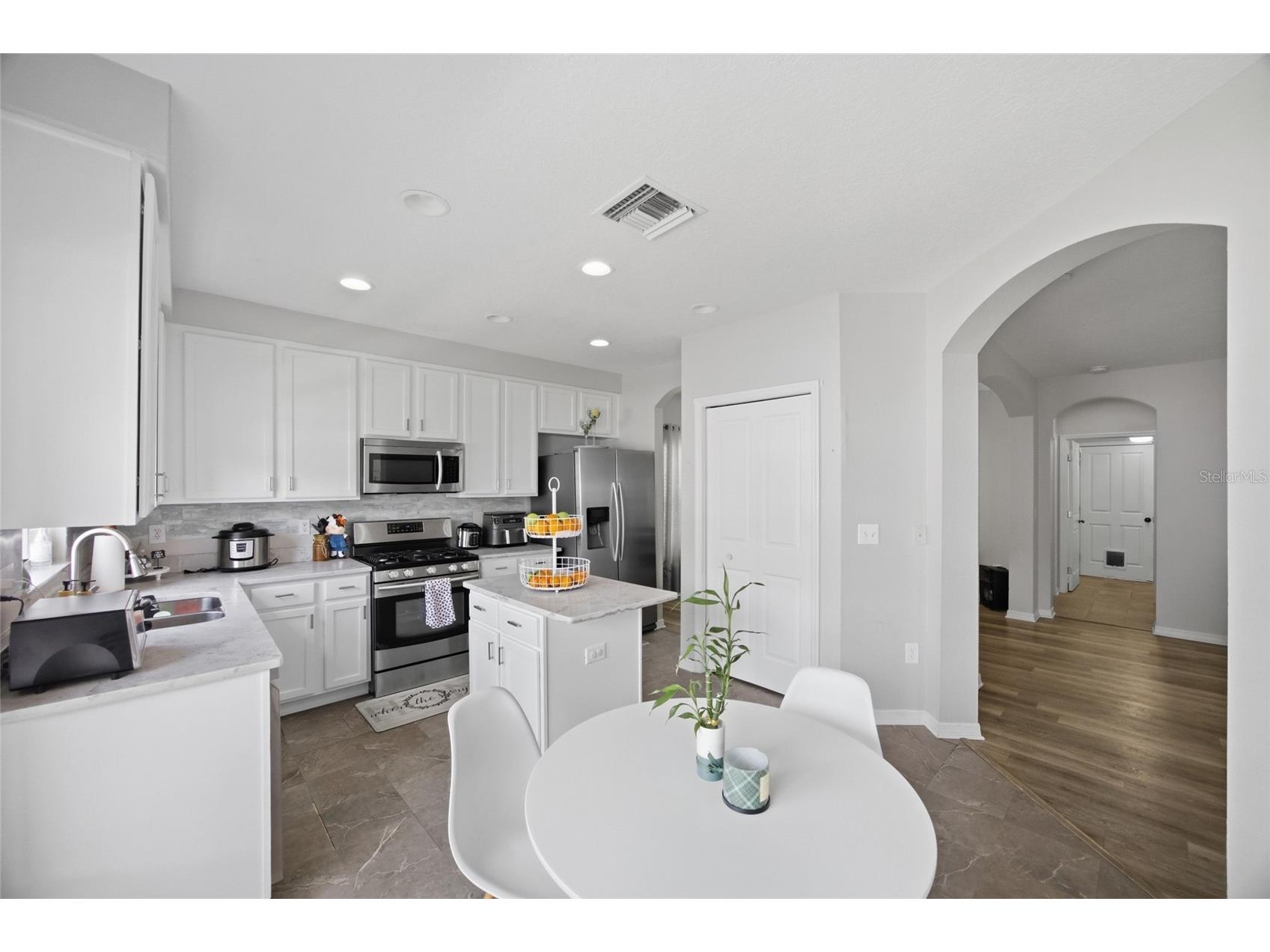 24927 Portofino Drive Lutz FL 33559 TB8492998 image12