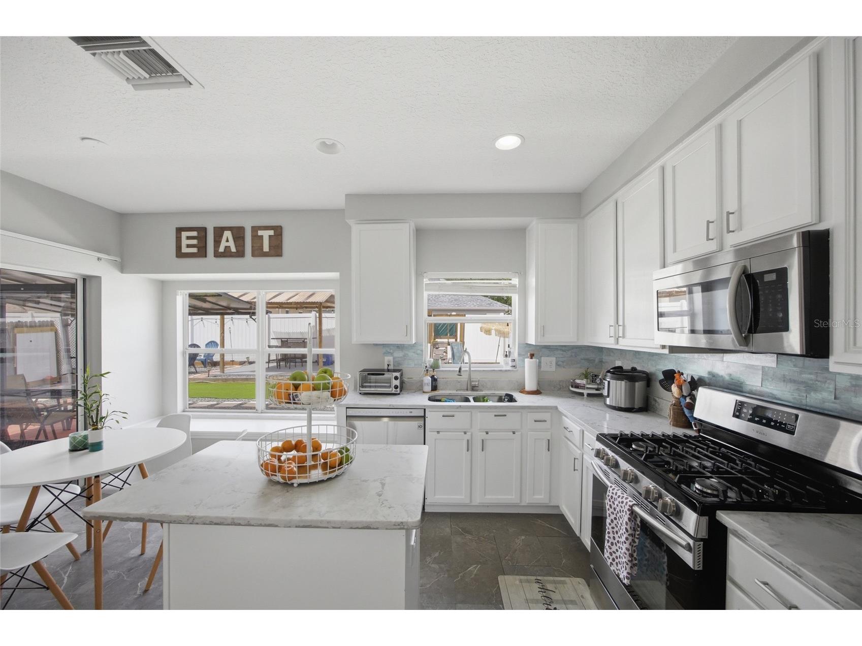 24927 Portofino Drive Lutz FL 33559 TB8492998 image14