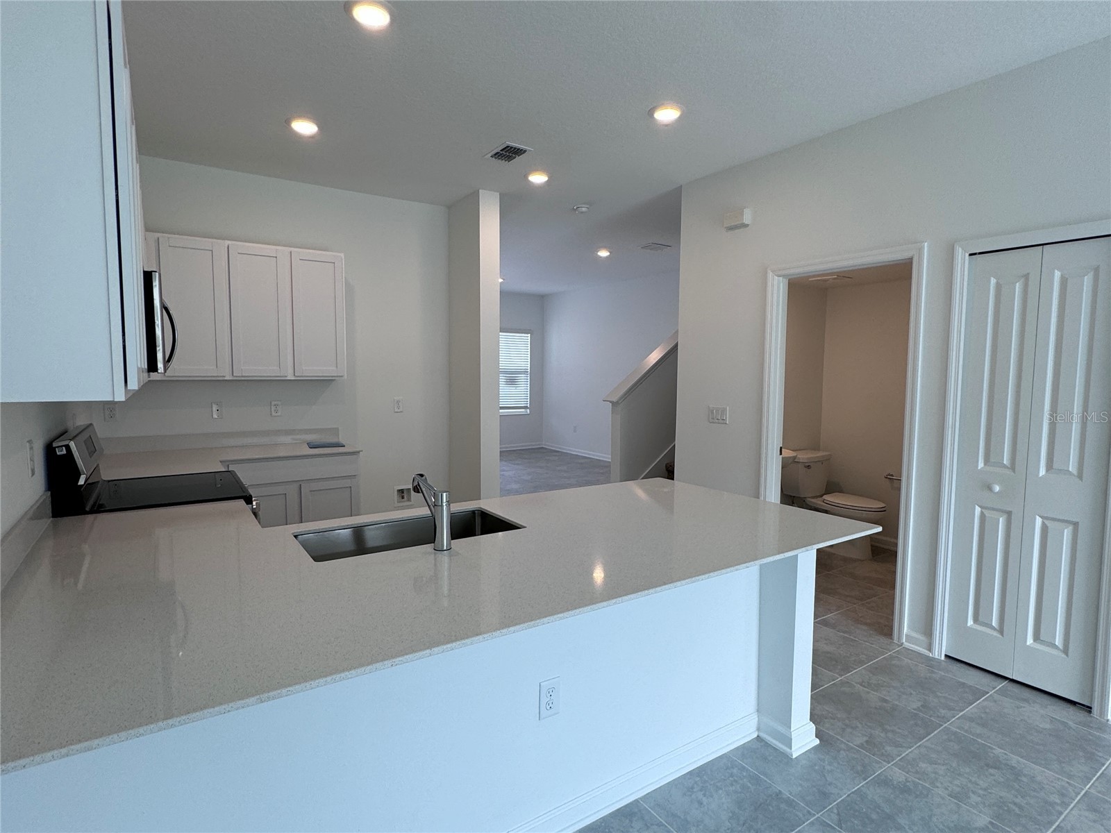 2494 Skyline Loop Kissimmee FL 34759 O6423902 image4