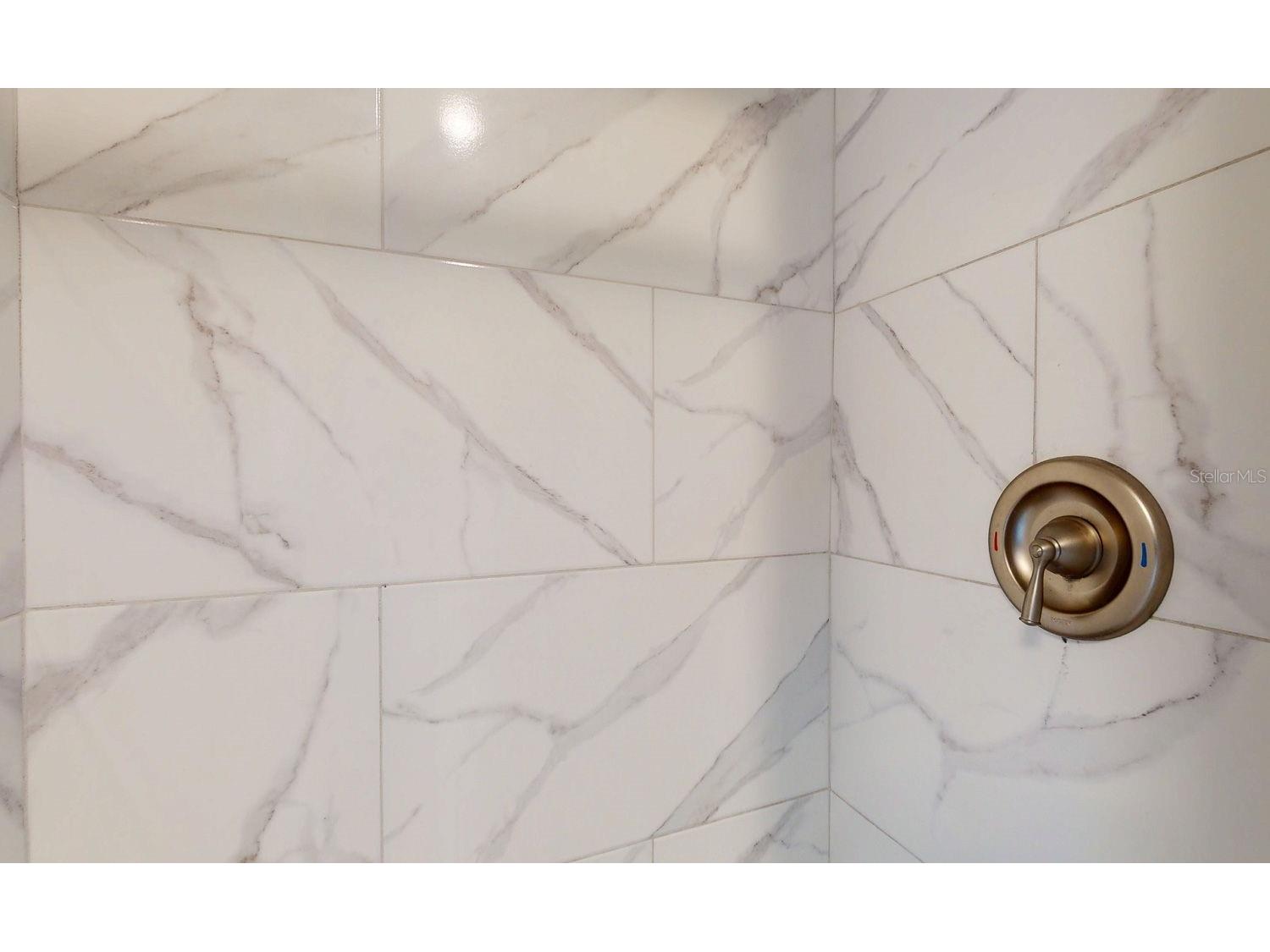 2495 37th Avenue N Saint Petersburg FL 33713 TB8475038 image100