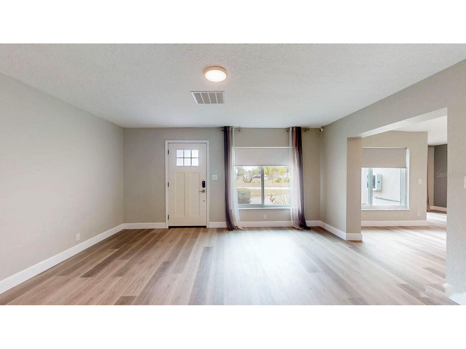 2495 37th Avenue N Saint Petersburg FL 33713 TB8475038 image16