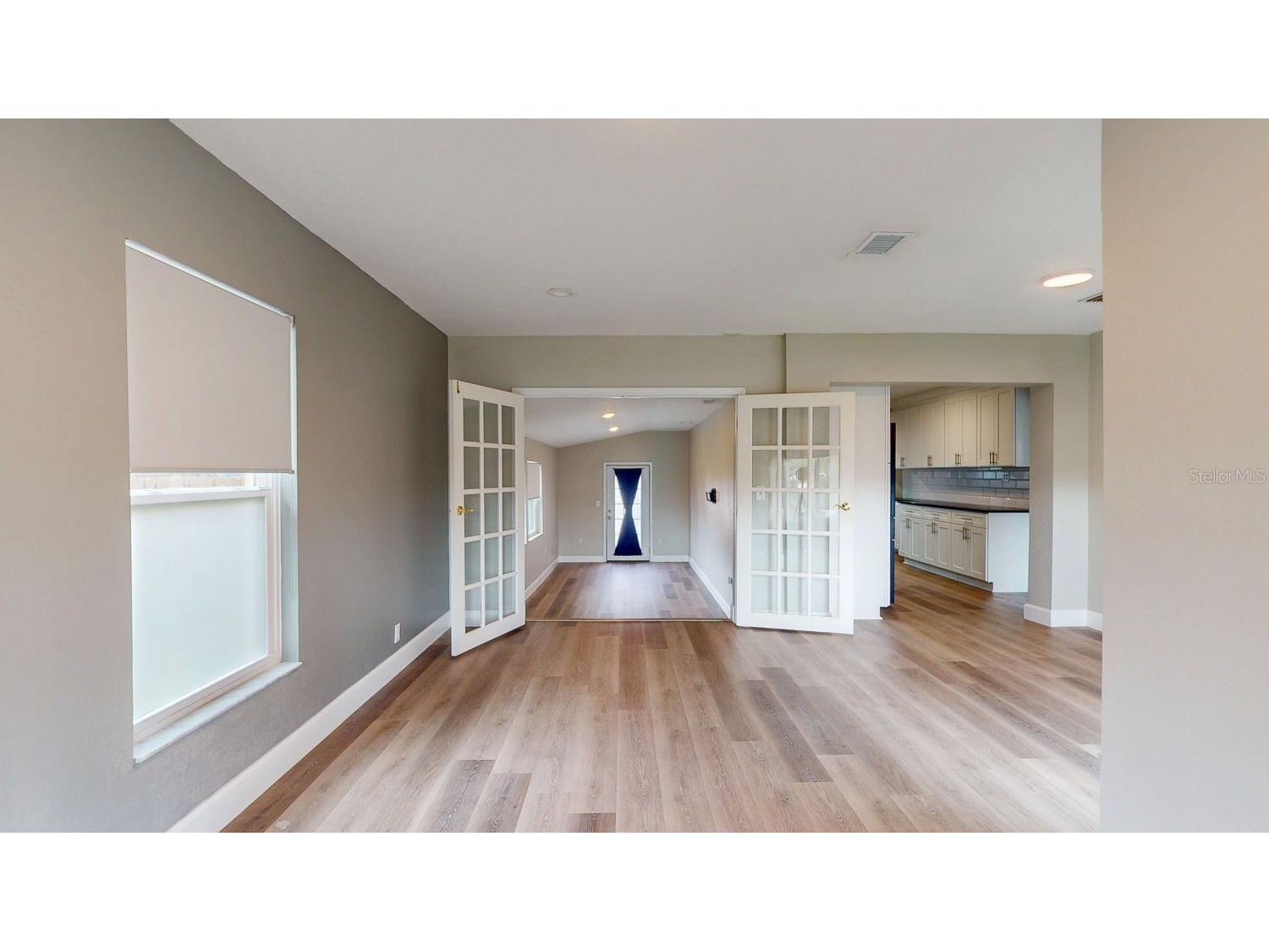 2495 37th Avenue N Saint Petersburg FL 33713 TB8475038 image22