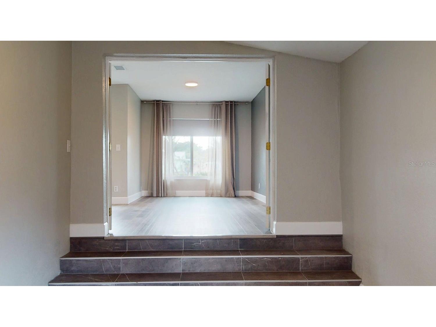 2495 37th Avenue N Saint Petersburg FL 33713 TB8475038 image34