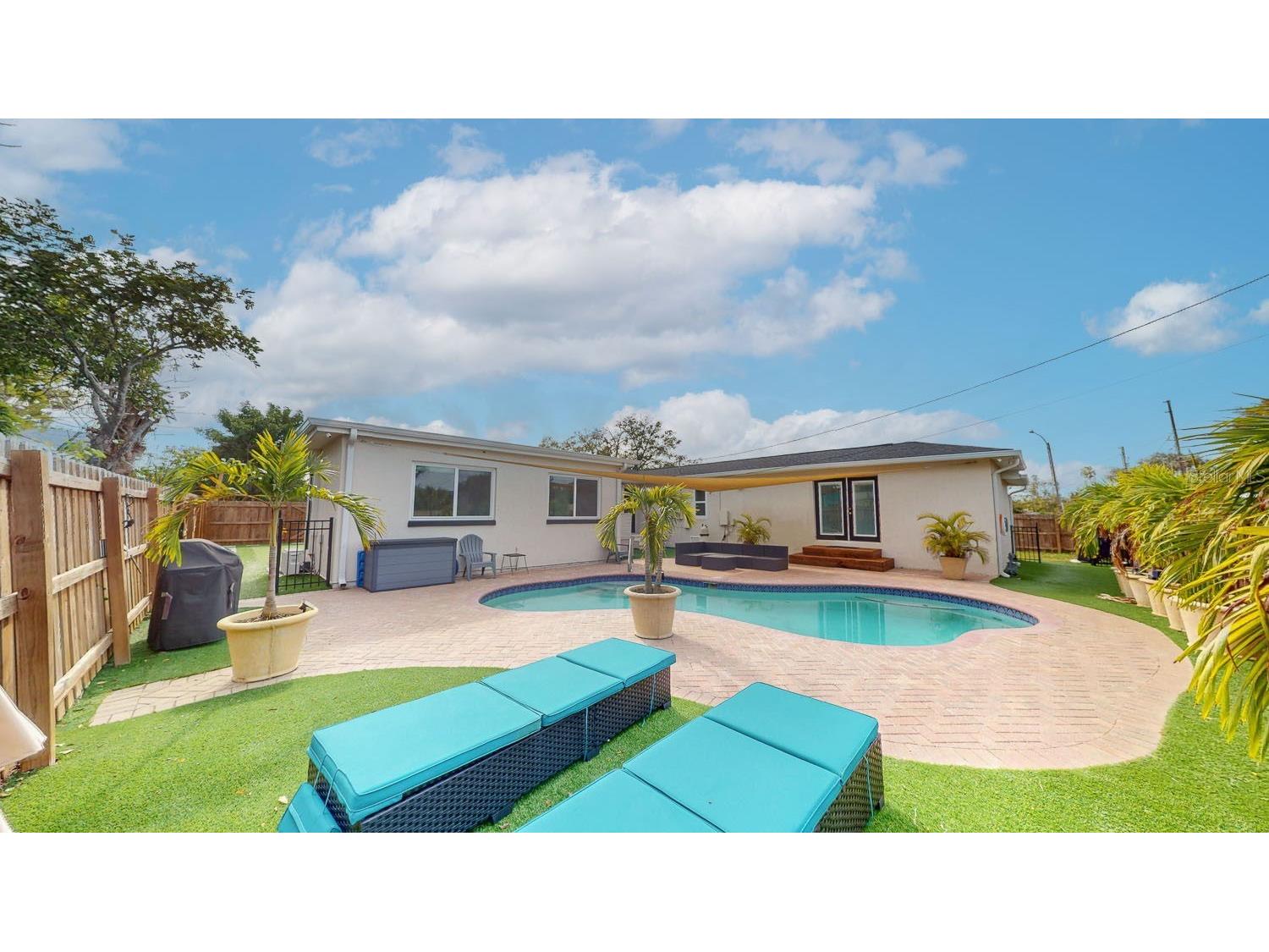 2495 37th Avenue N Saint Petersburg FL 33713 TB8475038 image5