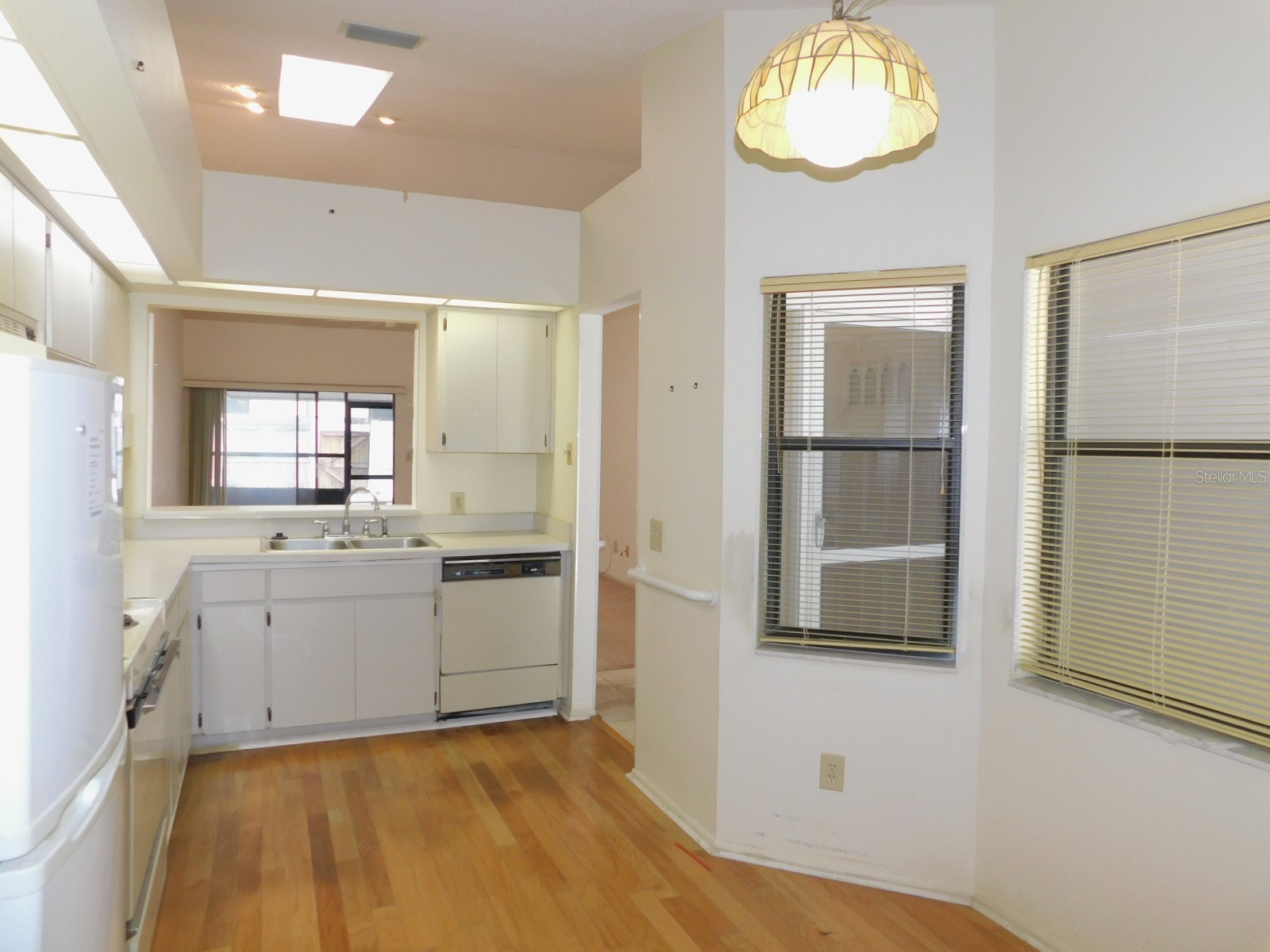 2496 Alhambra Court Clearwater FL 33761 TB8508227 image4