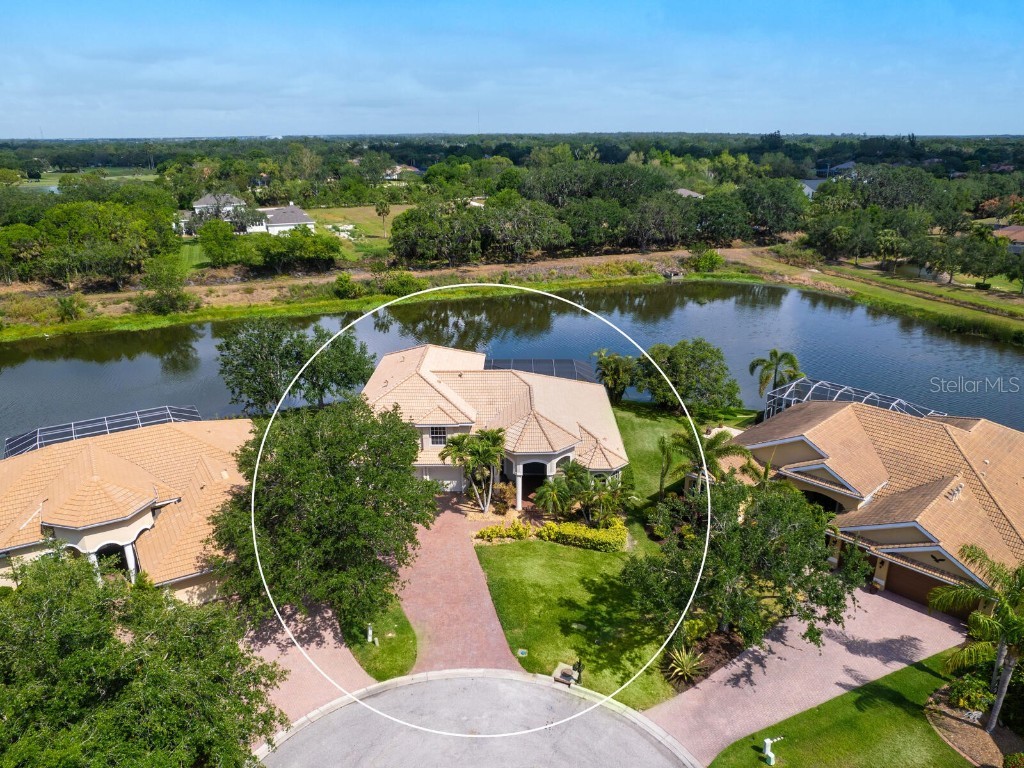 2496 Farms Court Sarasota FL 34240 A4652377 image2