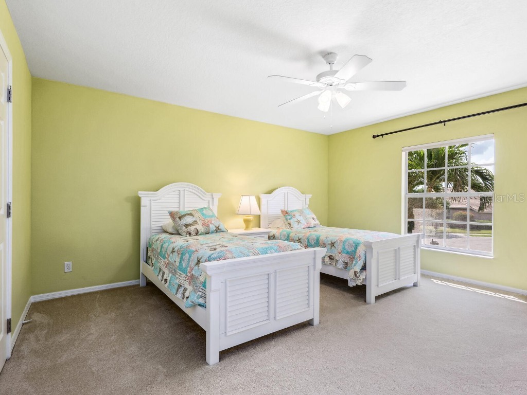 2496 Farms Court Sarasota FL 34240 A4652377 image27