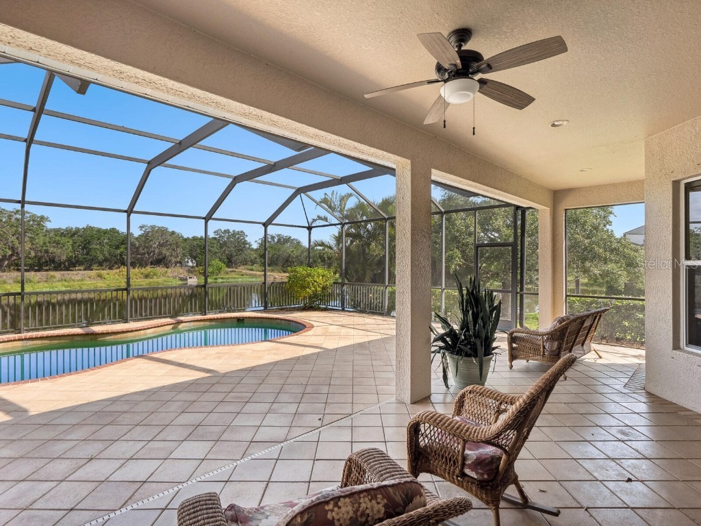 2496 Farms Court Sarasota FL 34240 A4652377 image32