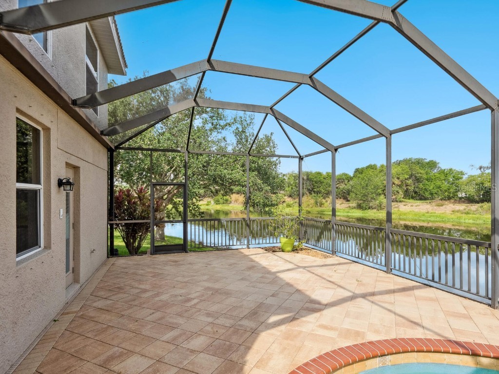 2496 Farms Court Sarasota FL 34240 A4652377 image36