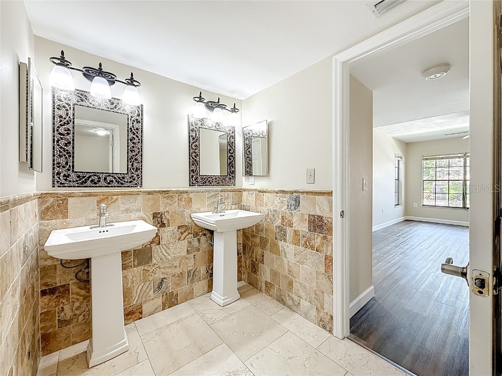 2497 Heron Terrace #203C Clearwater FL 33762 TB8451214 image53