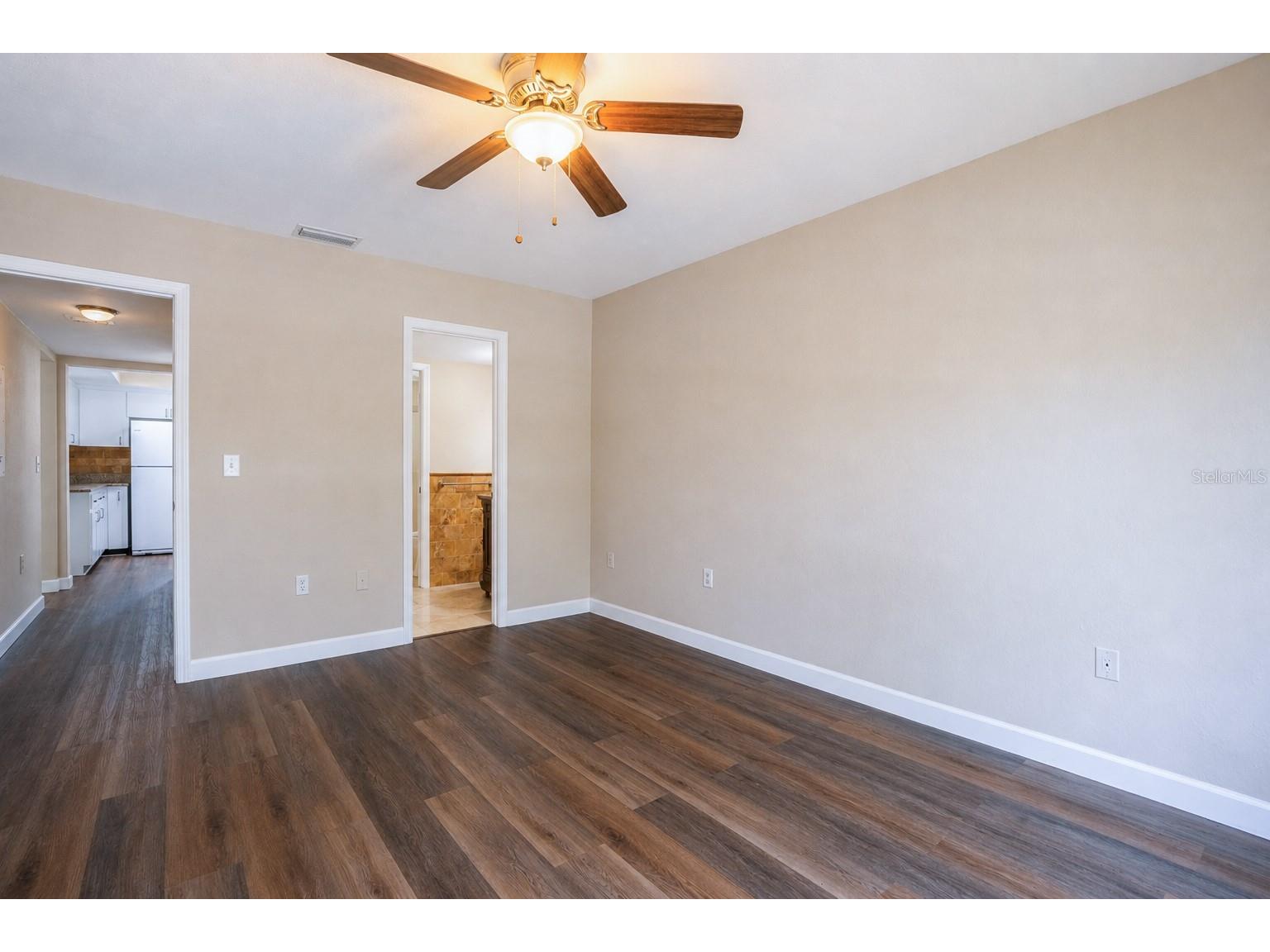 2497 Heron Terrace #203C Clearwater FL 33762 TB8529459 image16