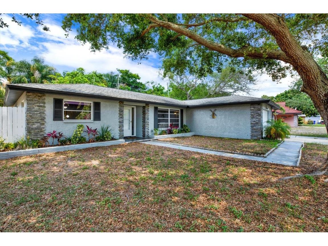 2499 Indigo Drive Clearwater FL 33763 U8243147 image1