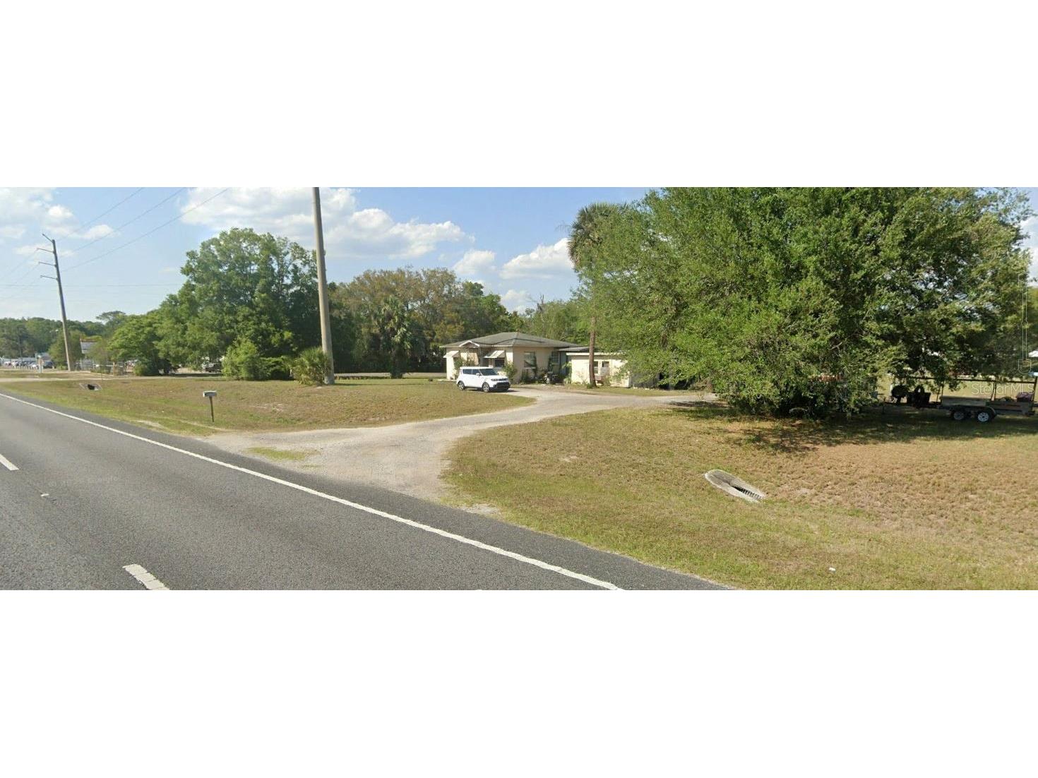2499 N Woodland Boulevard Deland FL 32720 V4944695 image1