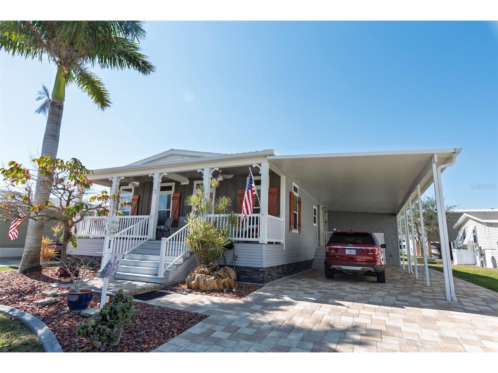 25 Alligator Avenue Punta Gorda FL 33950 C7522307 image1