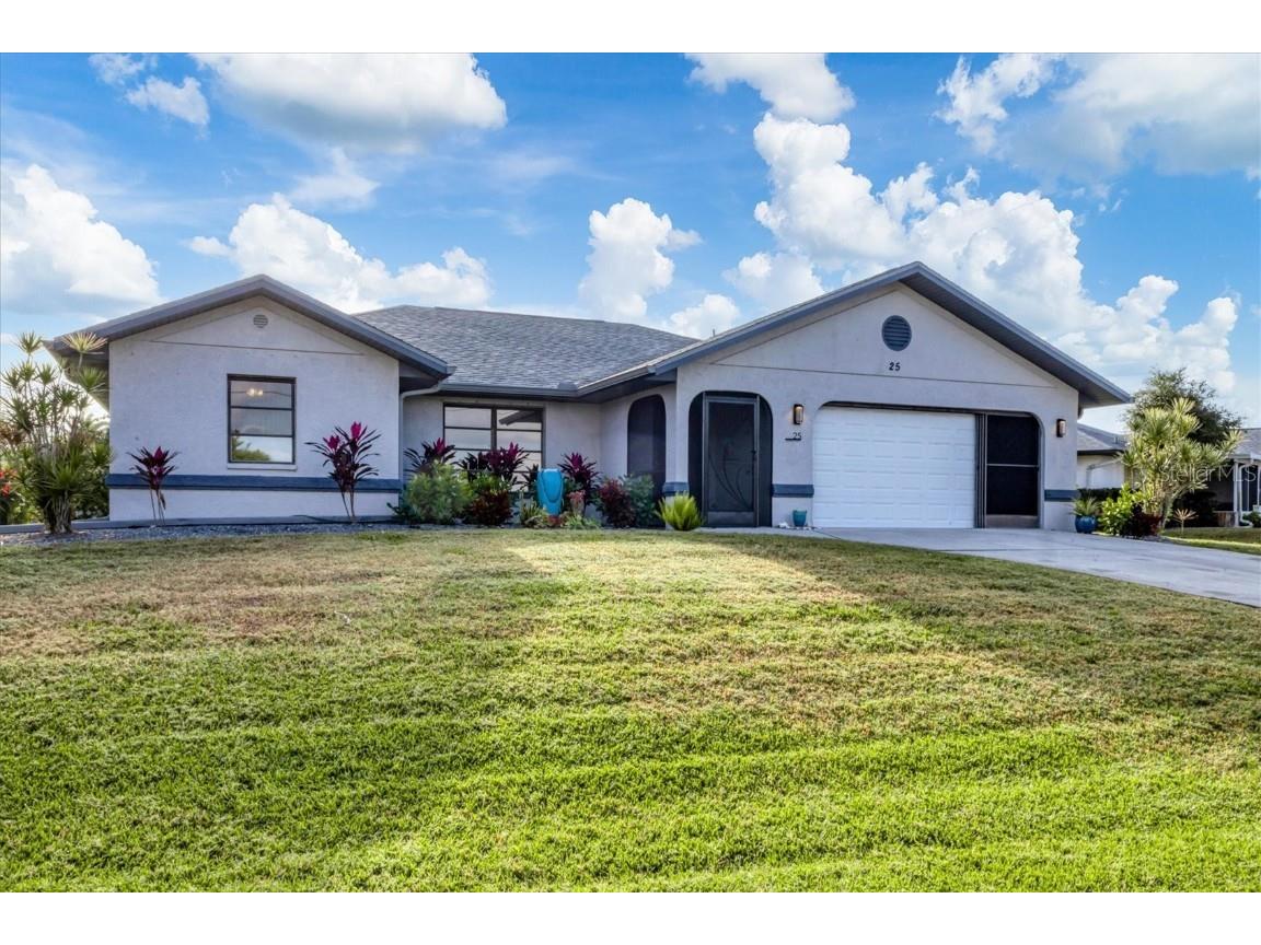 25 Bunker Court Rotonda West FL 33947 D6145292 image1