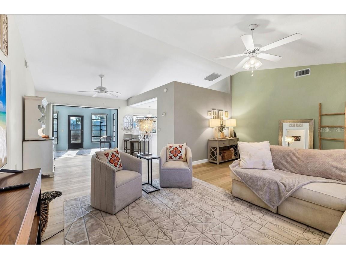 25 Bunker Court Rotonda West FL 33947 D6145292 image11