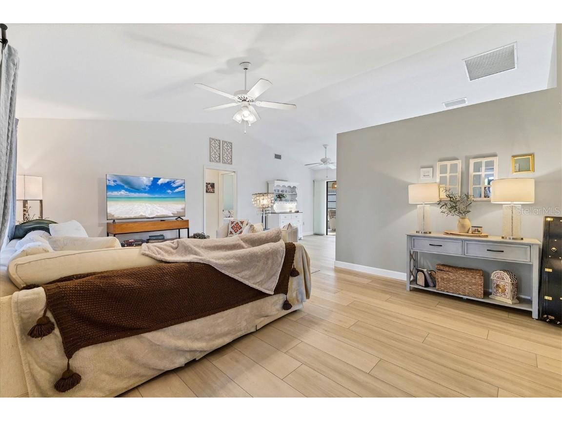 25 Bunker Court Rotonda West FL 33947 D6145292 image8