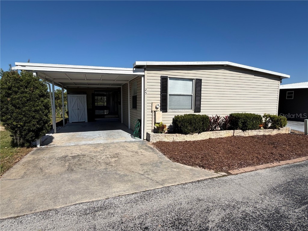 25 Captains Point Fruitland Park FL 34731 - LAKE GRIFFIN G5095299 image1