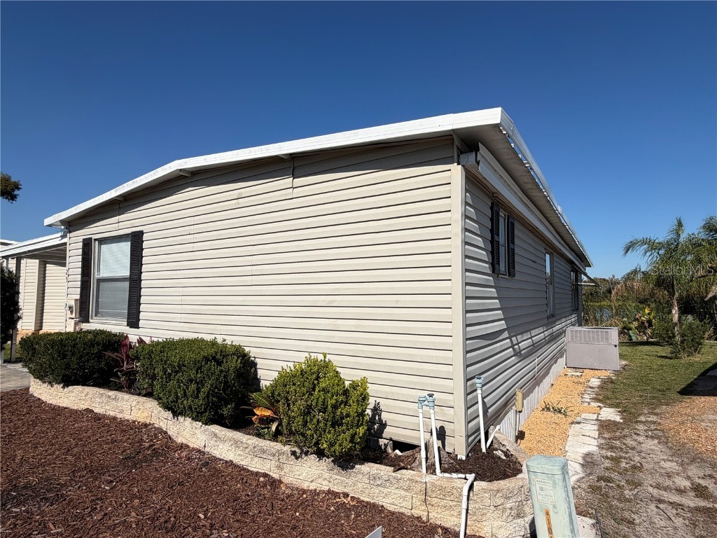 25 Captains Point Fruitland Park FL 34731 - LAKE GRIFFIN G5095299 image8