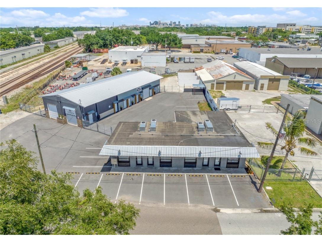 25 Drennen Road Orlando FL 32806 S5105846 image1