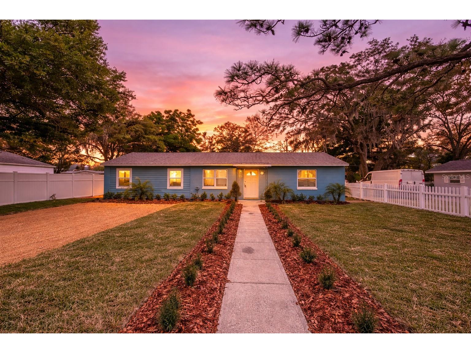 25 E Charlotte Avenue Eustis FL 32726 G5110211 image1