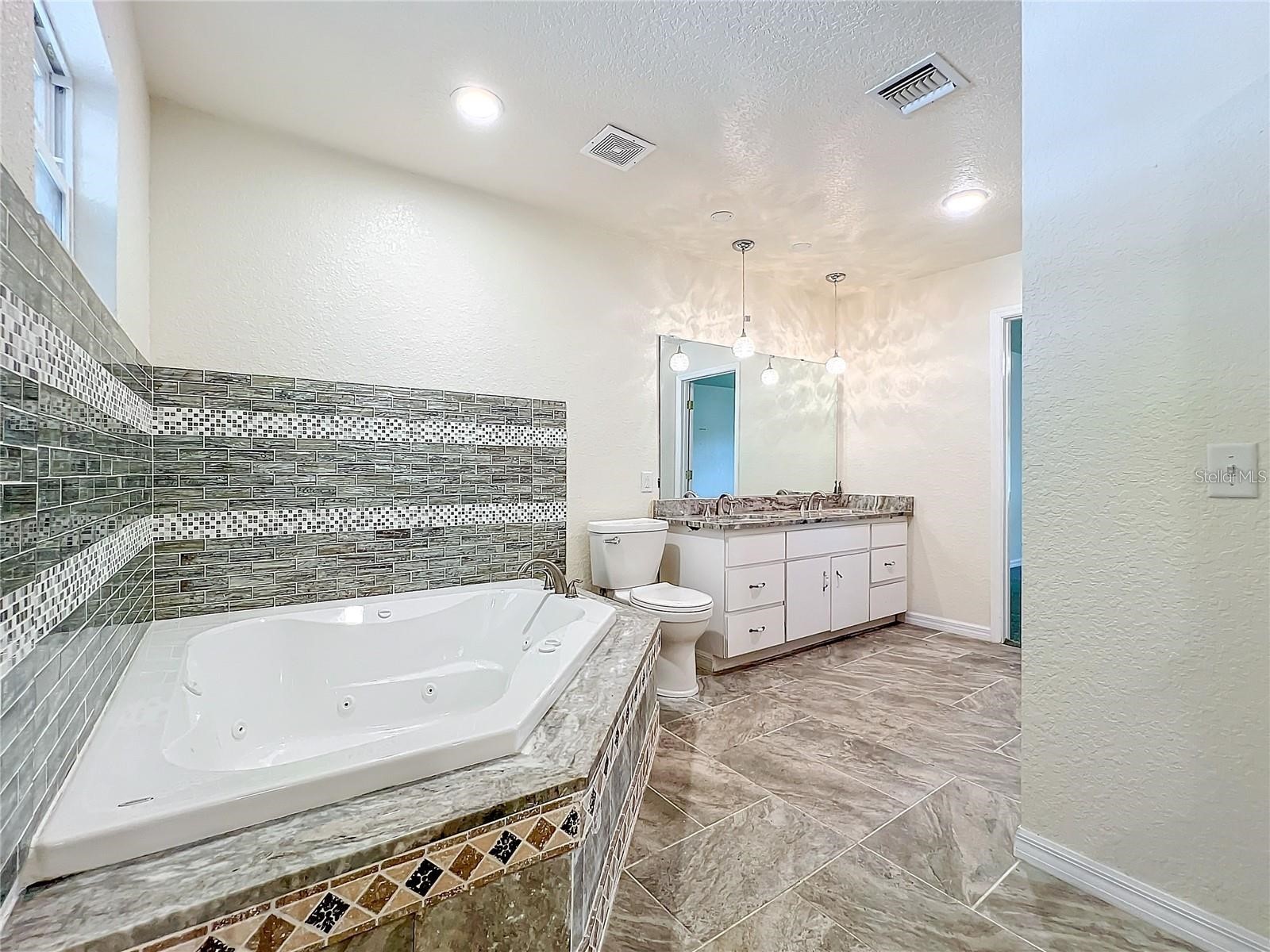 25 E Chesley Avenue Eustis FL 32726 TB8501680 image64