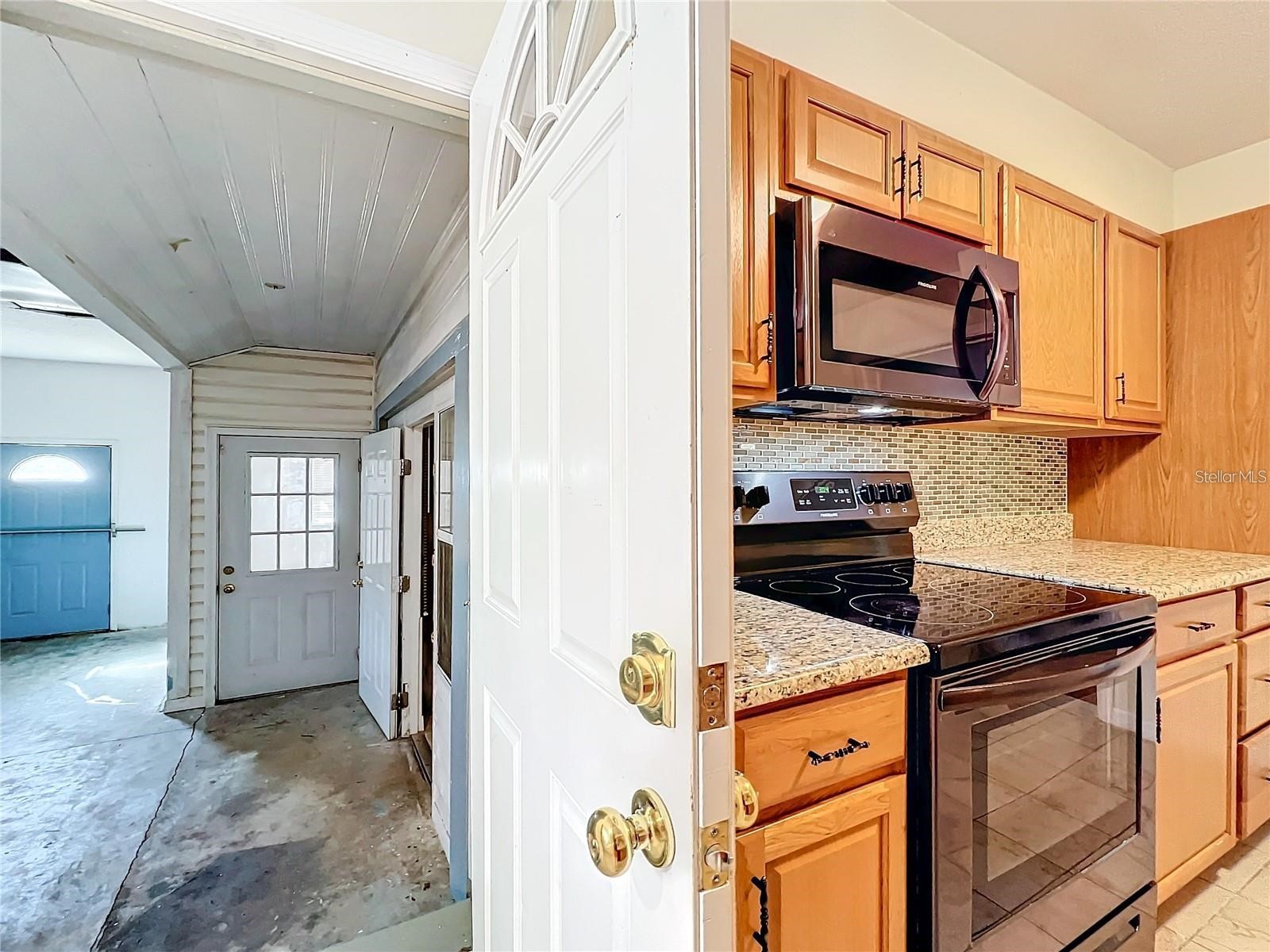 25 E Chesley Avenue Eustis FL 32726 TB8501680 image72