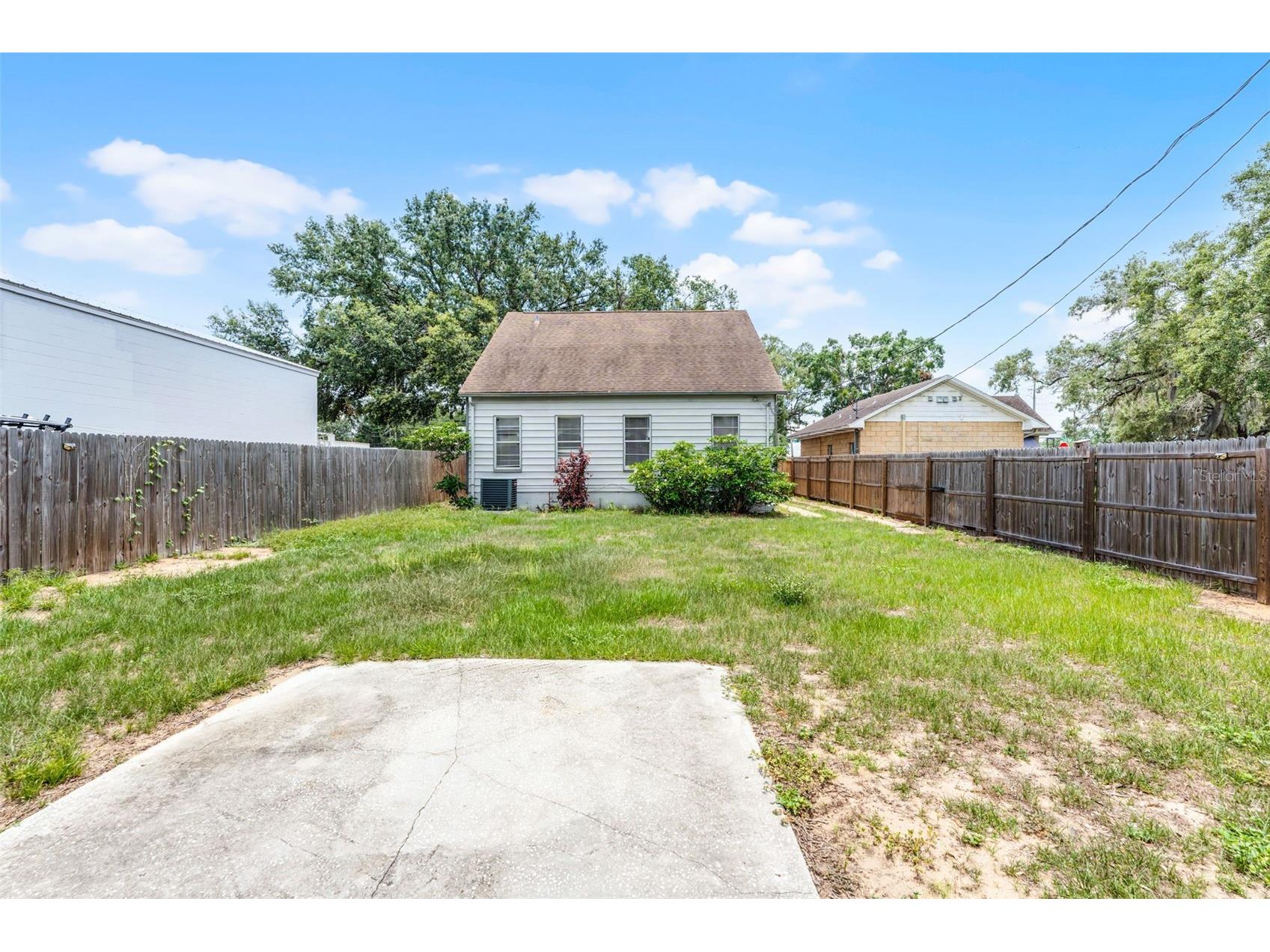 25 E Pinecrest Avenue Eustis FL 32726 O6387464 image3